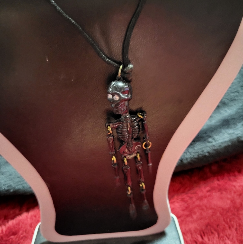 Skeleton necklace